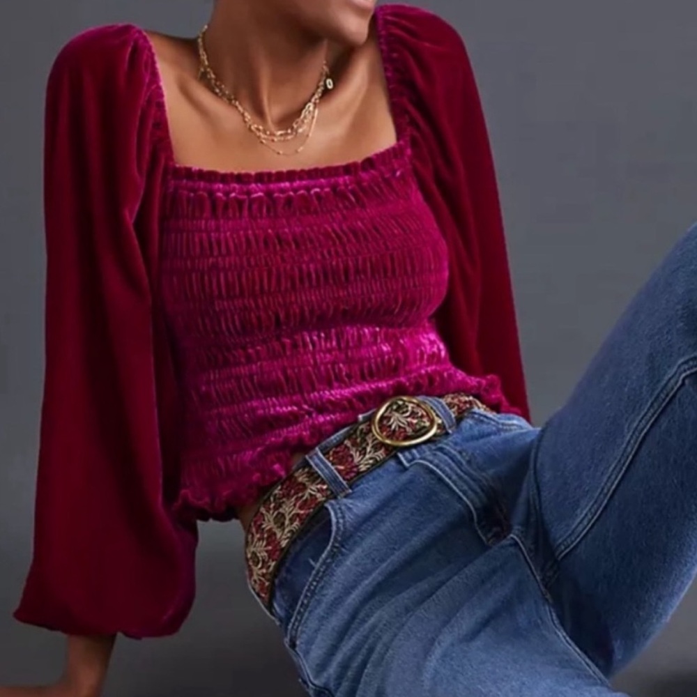 NWT Velvet
Smocked Balloon Long Sleeve Top, Size XS